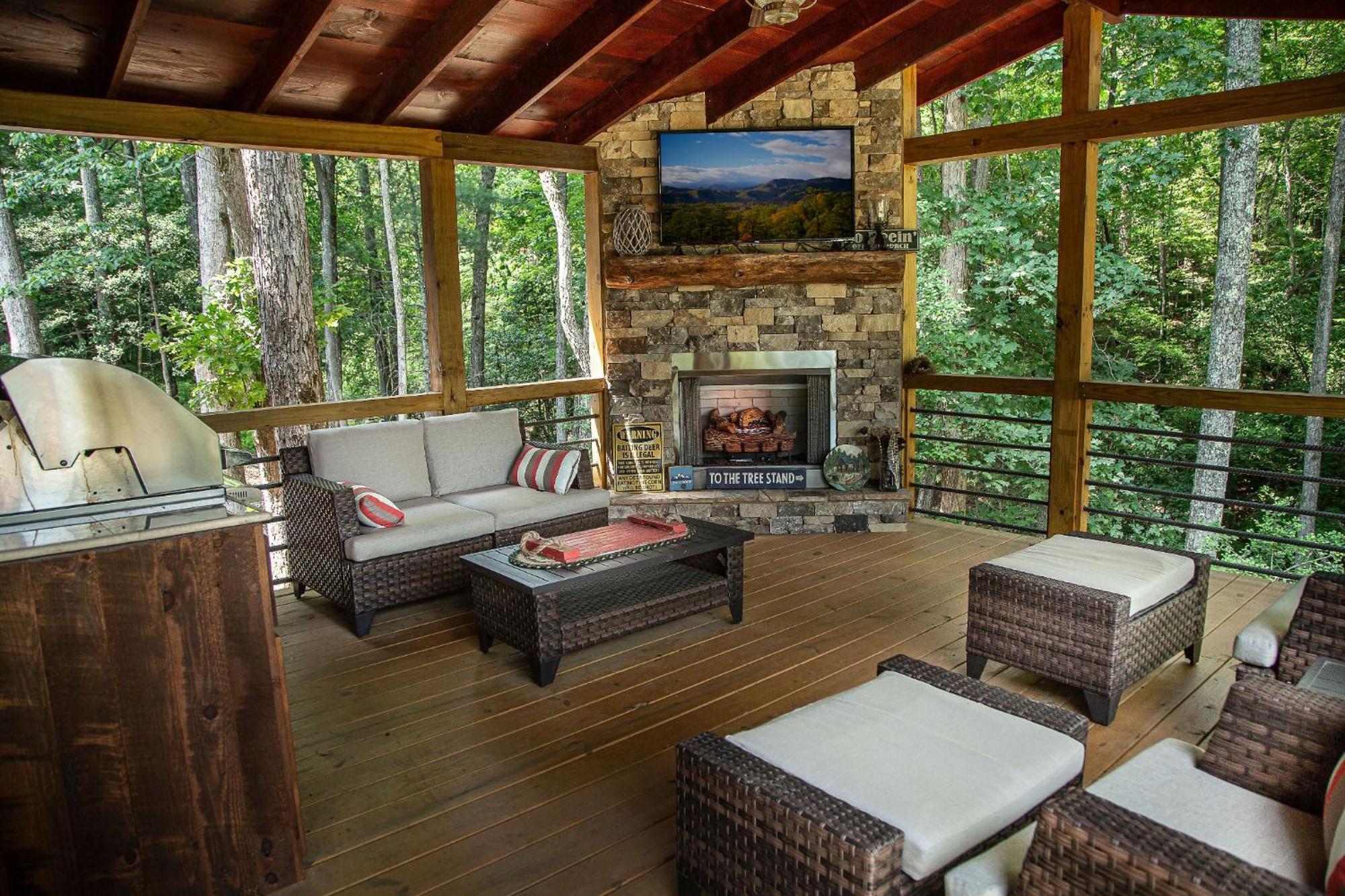 Adore The Smores Rustic Mountain Charm Outdoor Spaces And A Cozy Hot Tub Blue Ridge Exteriér fotografie