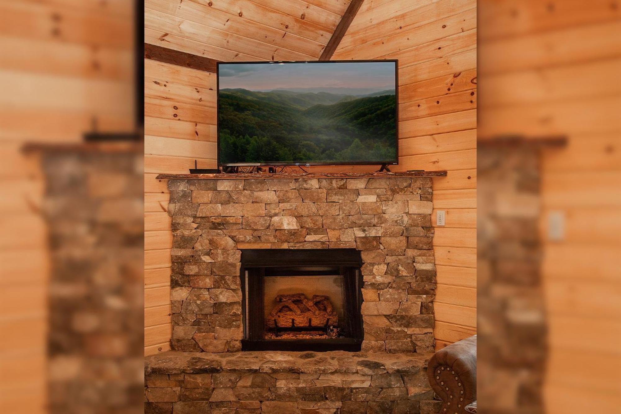 Adore The Smores Rustic Mountain Charm Outdoor Spaces And A Cozy Hot Tub Blue Ridge Exteriér fotografie